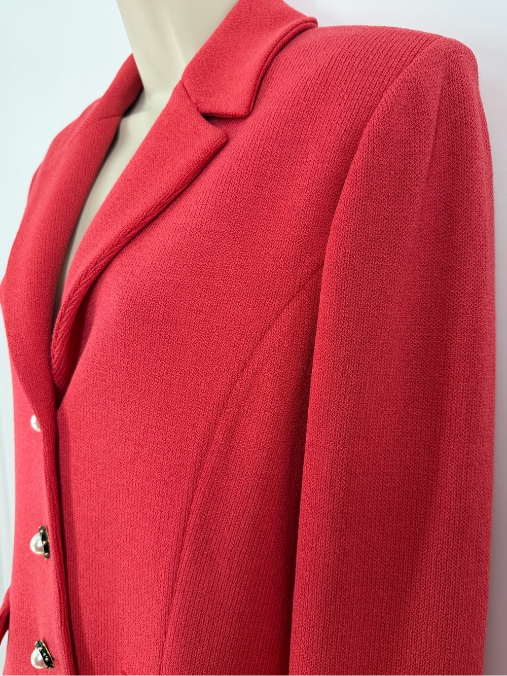 St. John Collection Coral Knit Blazer 10 Pearl Buttons Heritage Luxury Made USA - Picture 5 of 12
